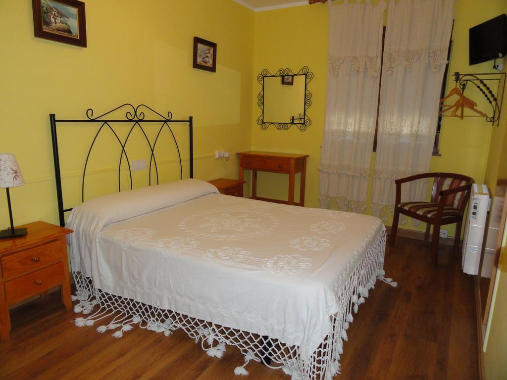 Hotel Azabache Susierra Onís Esterno foto