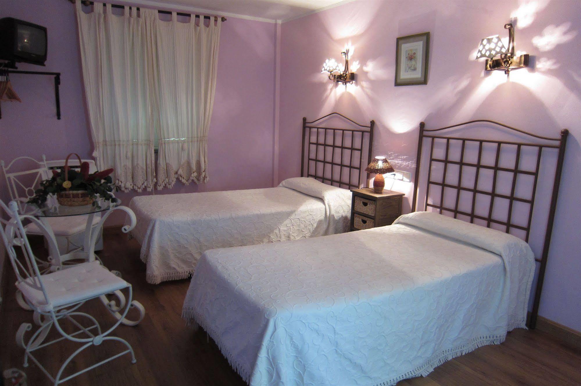 Hotel Azabache Susierra Onís Esterno foto